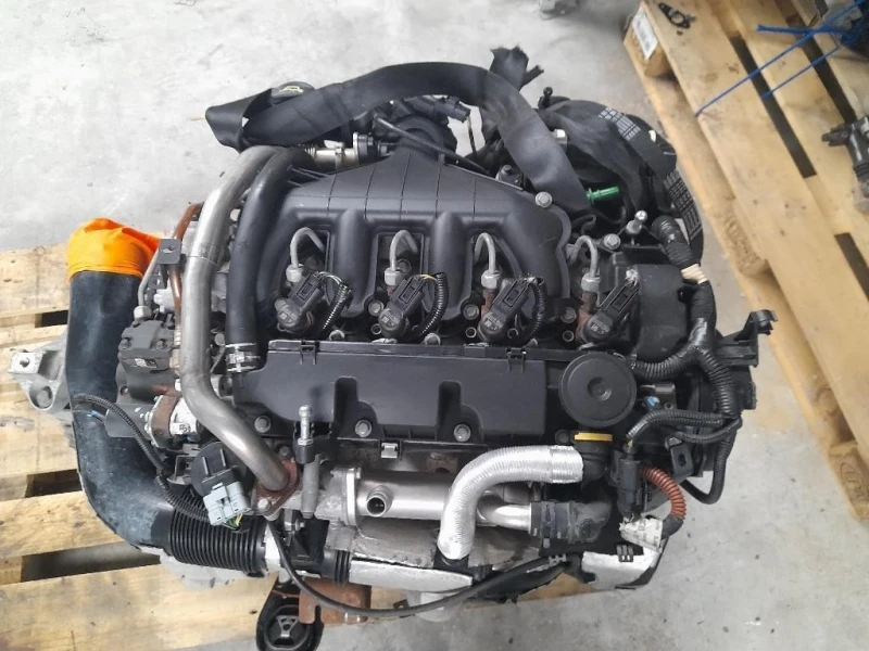 Motore Semicompleto D4204T 136 CV 100 KW Volvo V50 2004