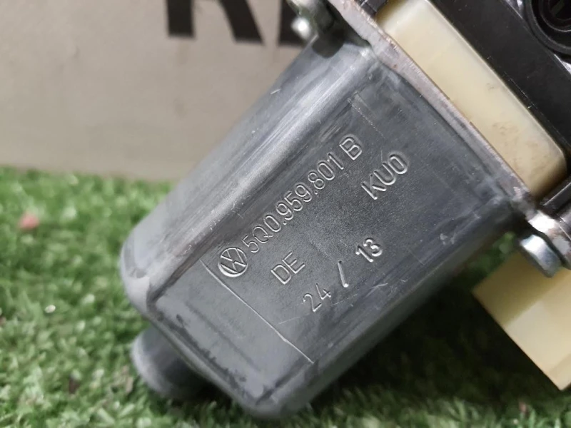 Motorino Alzacristallo Porta ANT DX 5Q0959801B Audi A3 8VA Sportback 2012