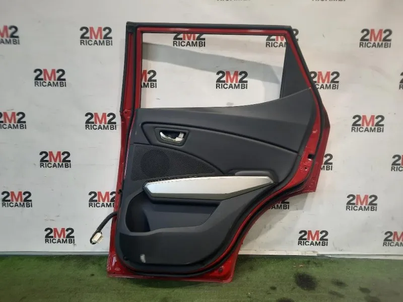 Porta POST DX SPORTELLO PORTA Ssangyong Tivoli 2015
