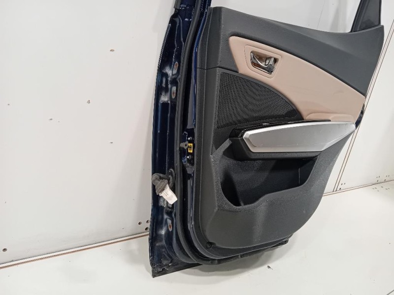 Porta POST DX 6302135002 Ssangyong Tivoli 2015