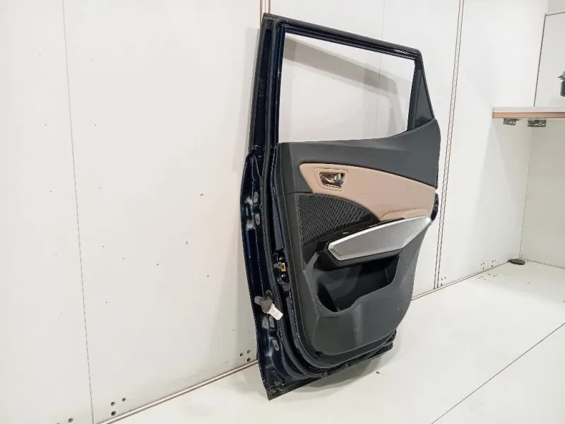 Porta POST DX 6302135002 Ssangyong Tivoli 2015