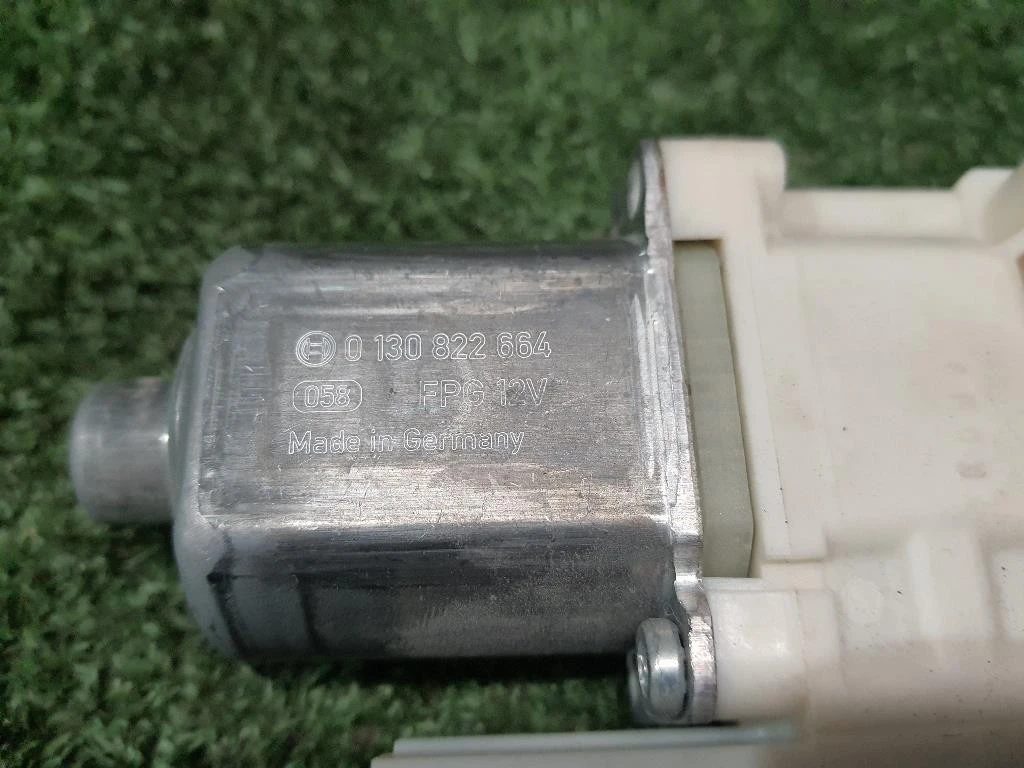 Motorino Alzacristallo Porta ANT DX 0130822664 Fiat 500X 2018