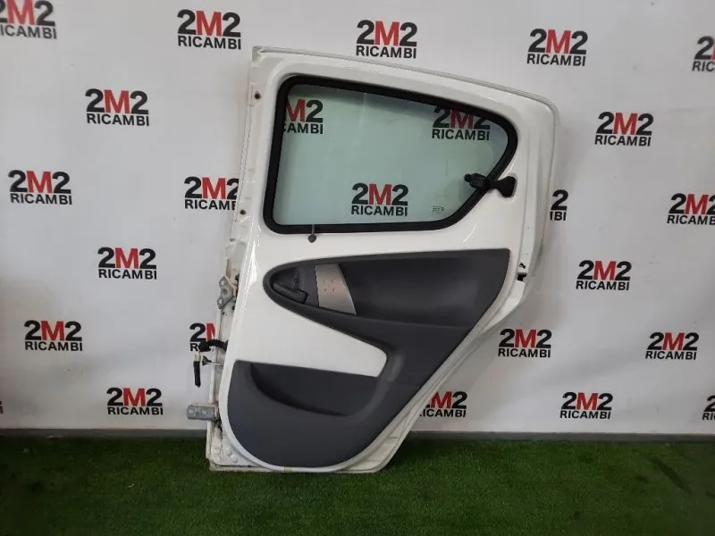 Porta POST DX 670030H010 Toyota AYGO I 2005