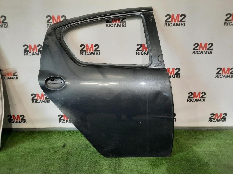 Porta POST DX 670030H010 Toyota AYGO I 2012