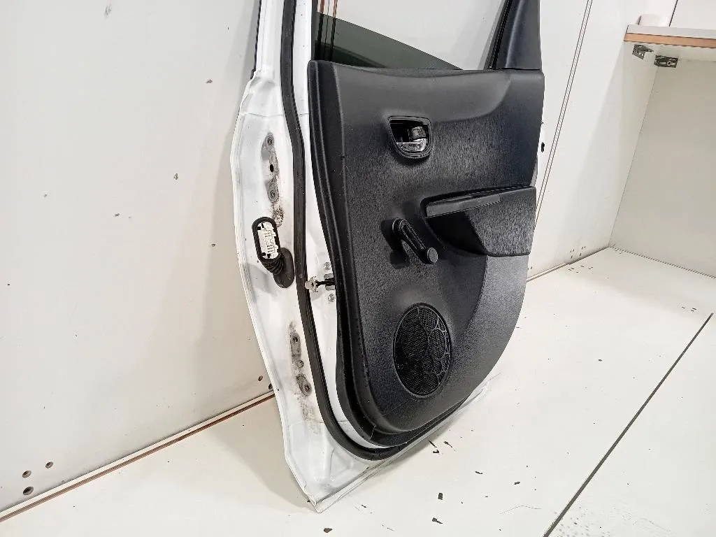 Porta POST DX 670030D190 Toyota Yaris IV 2012