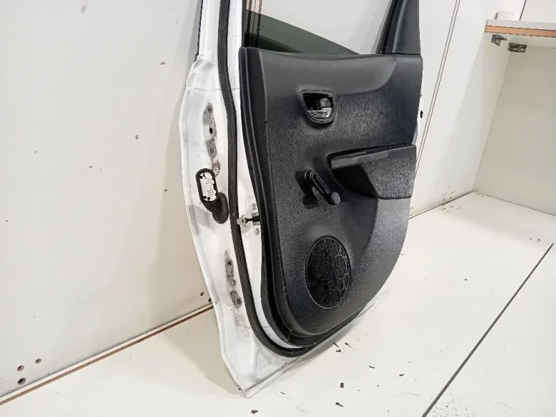 Porta POST DX 670030D190 Toyota Yaris IV 2012