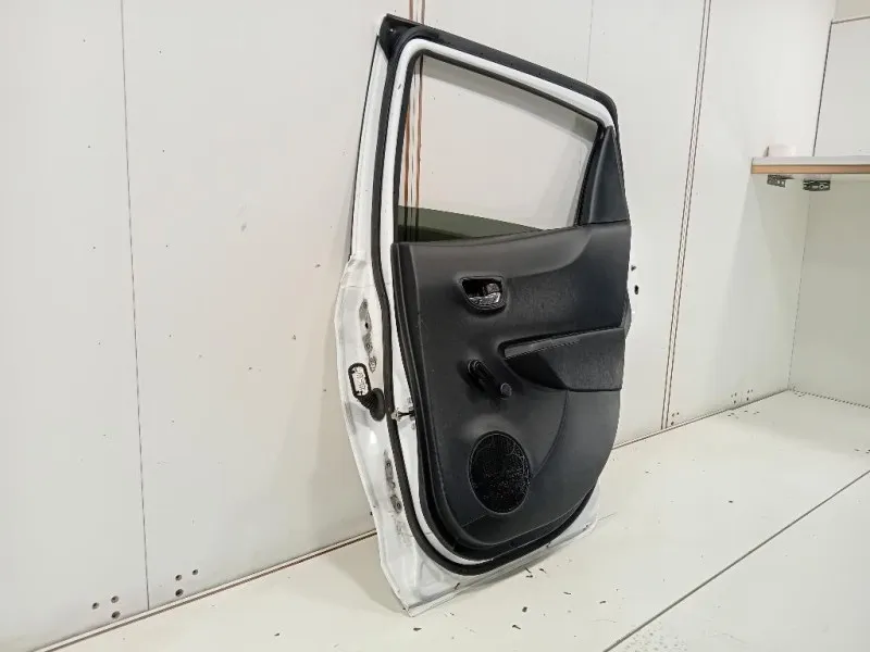 Porta POST DX 670030D190 Toyota Yaris IV 2012