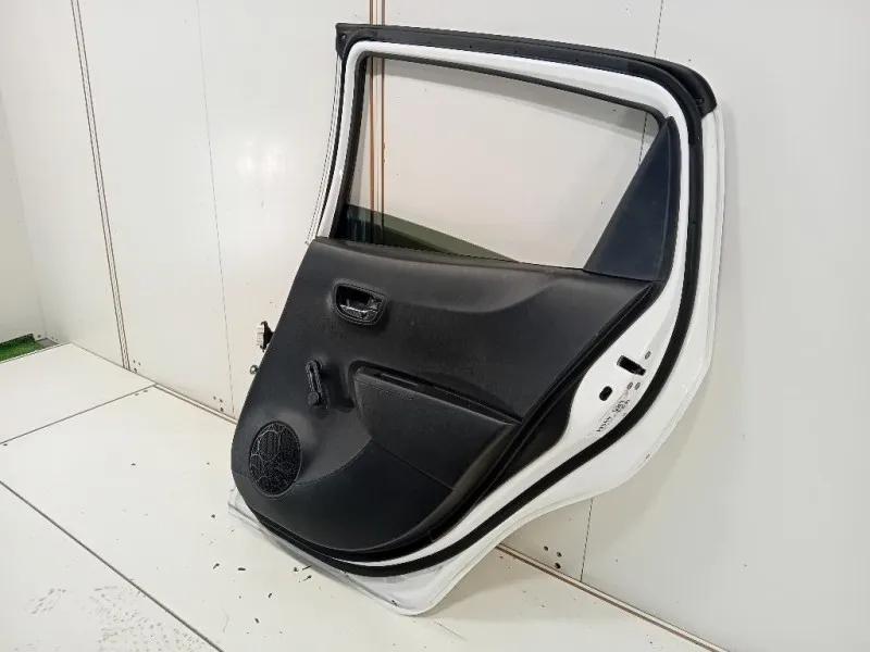 Porta POST DX 670030D190 Toyota Yaris IV 2012