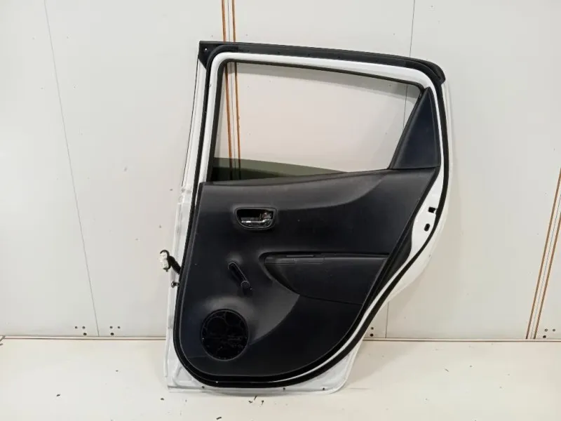Porta POST DX 670030D190 Toyota Yaris IV 2012