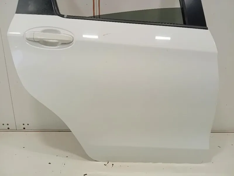 Porta POST DX 670030D190 Toyota Yaris IV 2012