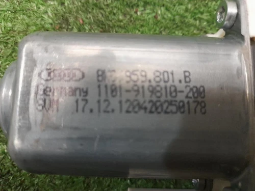 Motorino Alzacristallo Porta ANT SX 8K0959801B Audi A3 8P1 2010