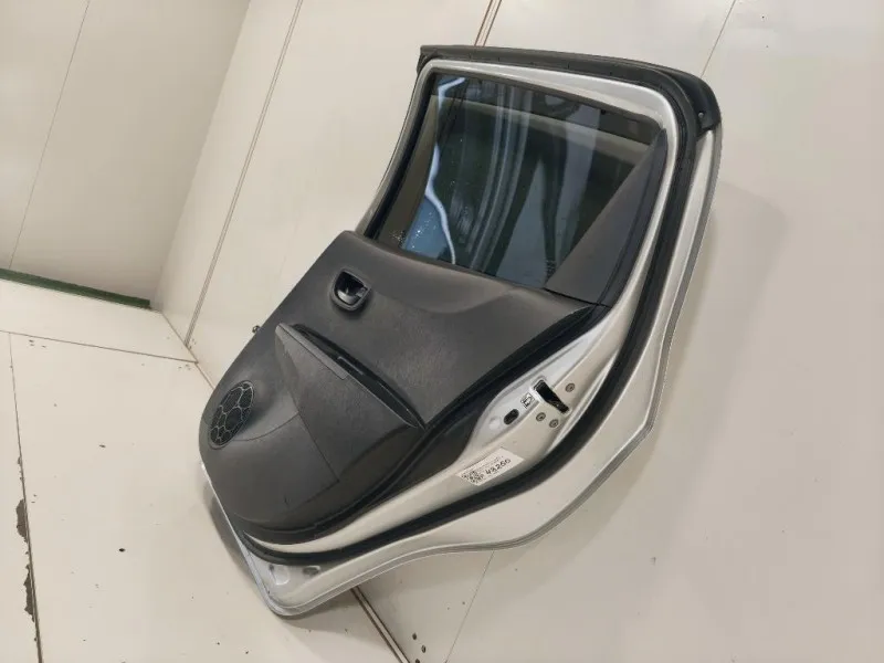 Porta POST DX 670030D190 Toyota Yaris IV 2012