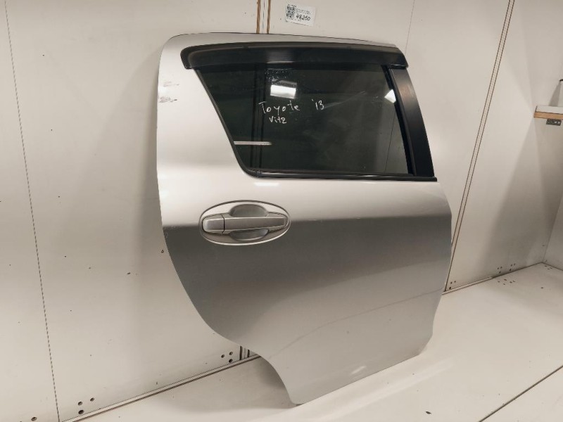 Porta POST DX 670030D190 Toyota Yaris IV 2012