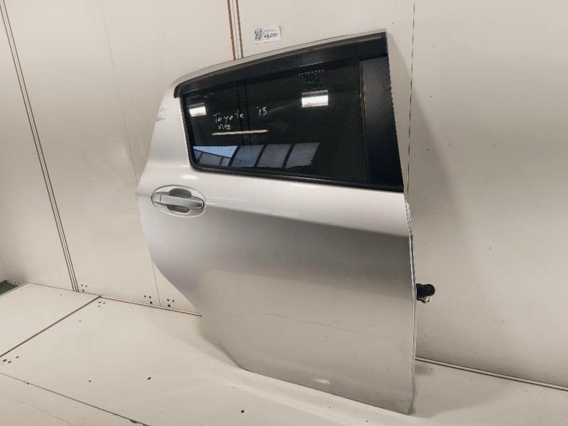 Porta POST DX 670030D190 Toyota Yaris IV 2012