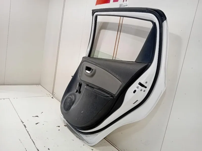 Porta POST DX 670030D190 Toyota Yaris IV 2014