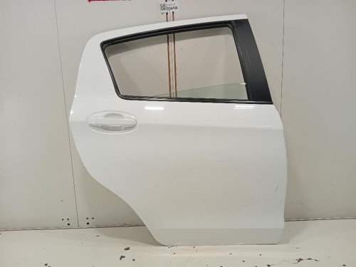 Porta POST DX 670030D190 Toyota Yaris IV 2014