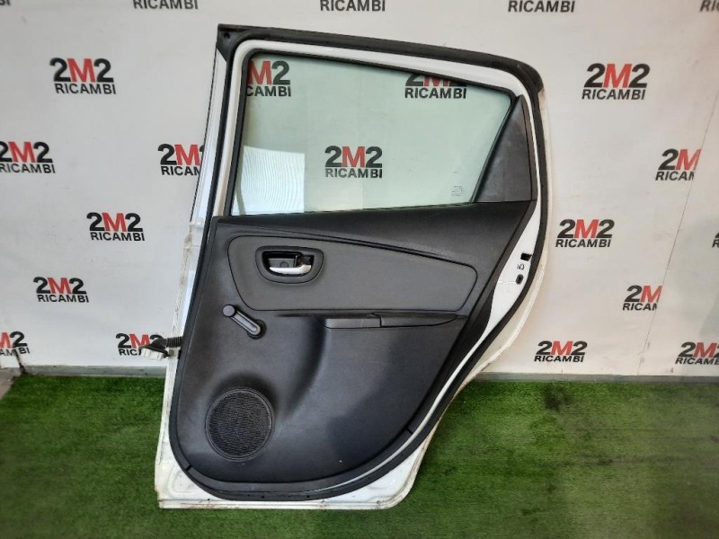 Porta POST DX 670030D190 Toyota Yaris IV 2014