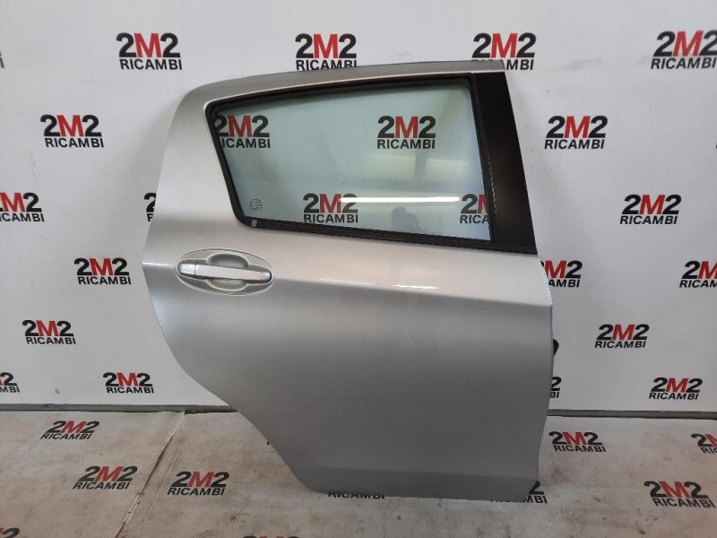 Porta POST DX 670030D190 Toyota Yaris IV 2017