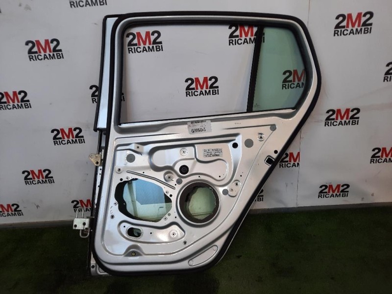 Porta POST DX 1K6833302AA Volkswagen GOLF V 2004