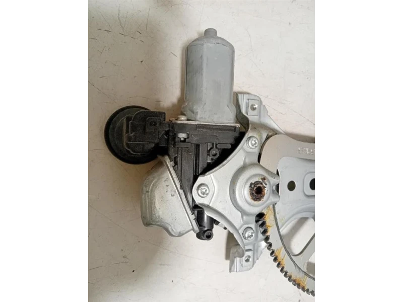 Motorino Alzacristallo Porta ANT SX 85720-0D210 Toyota Yaris IV 2017