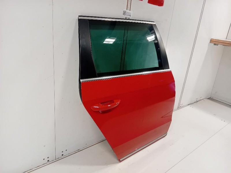 Porta POST DX 3AF833056 Volkswagen Passat VI Variant 2011