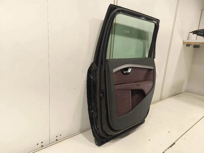 Porta POST DX 32228897 Volvo V70 III 2008