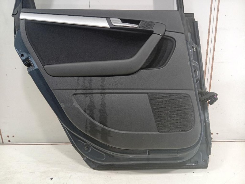 Porta POST SX 8P4833051A Audi A3 8PA Sportback 2010