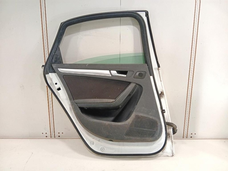 Porta POST SX 8K5833051C Audi A4 8K2 2008