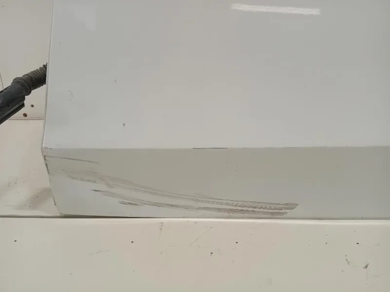 Porta POST SX 8K5833051C Audi A4 8K2 2008