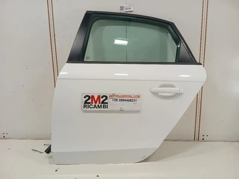 Porta POST SX 8K5833051C Audi A4 8K2 2008