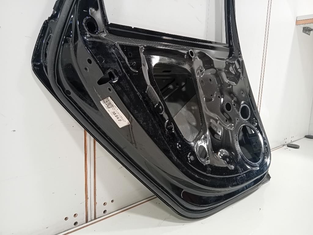 Porta POST SX 8W9833051E Audi A4 8W5 Avant 2015