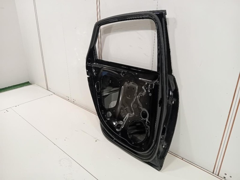 Porta POST SX 8W9833051E Audi A4 8W5 Avant 2015