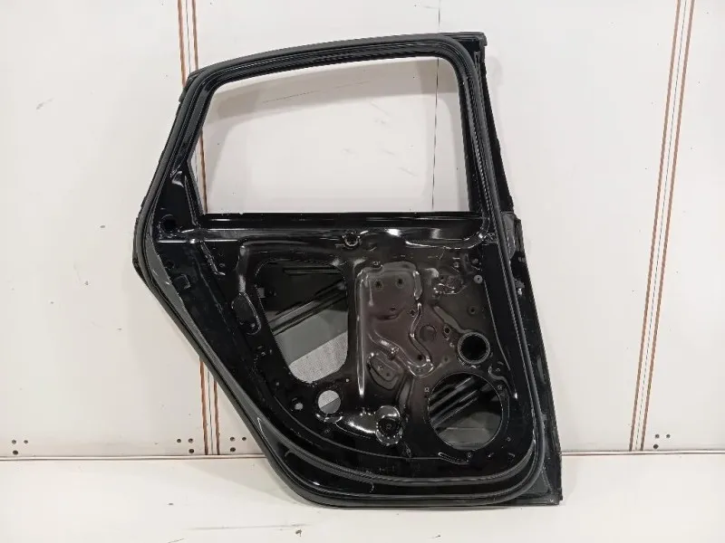 Porta POST SX 8W9833051E Audi A4 8W5 Avant 2015