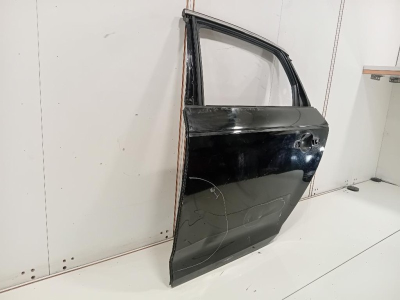 Porta POST SX 8W9833051E Audi A4 8W5 Avant 2015