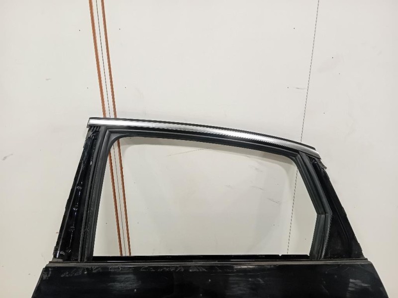 Porta POST SX 8W9833051E Audi A4 8W5 Avant 2015