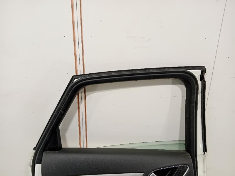Porta POST SX 8U0833051 Audi Q3 8UB 2012