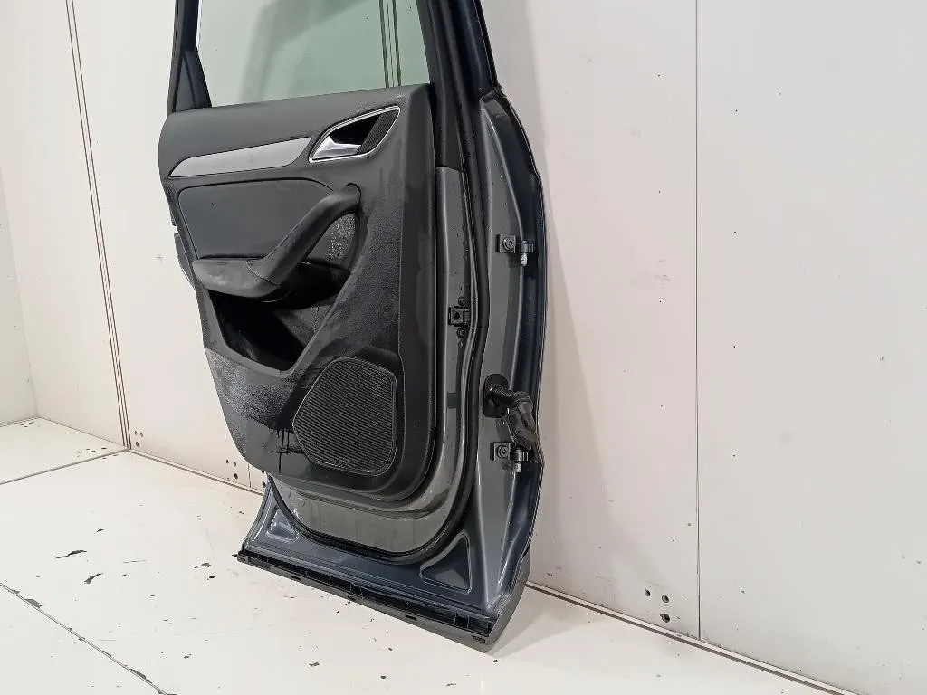 Porta POST SX 8U0833051 Audi Q3 8UB 2012