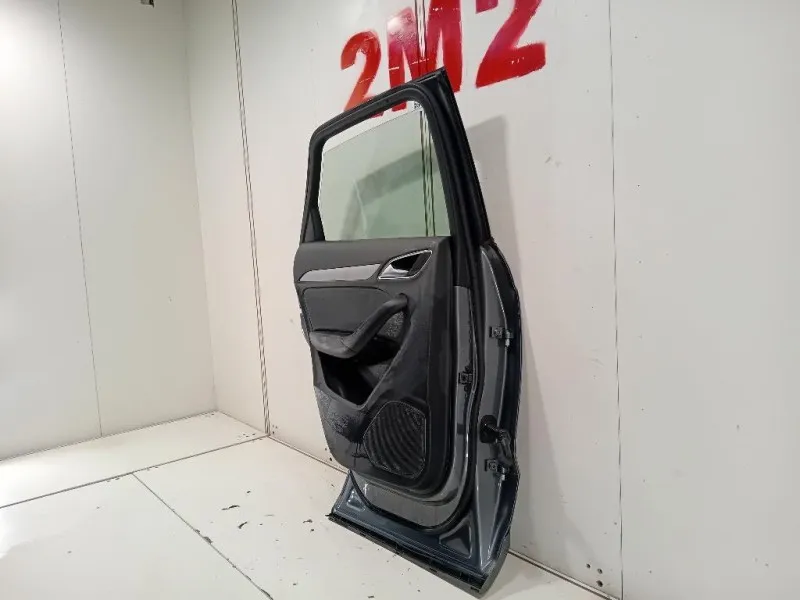 Porta POST SX 8U0833051 Audi Q3 8UB 2012