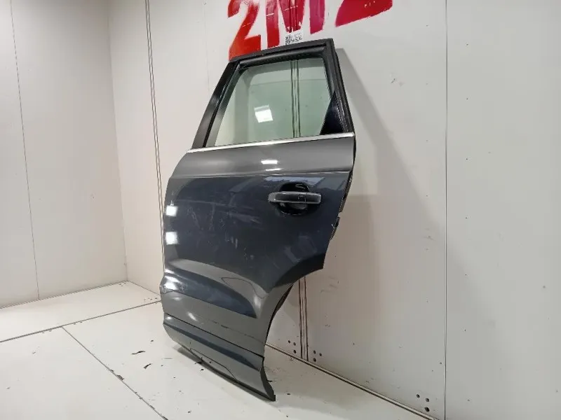Porta POST SX 8U0833051 Audi Q3 8UB 2012