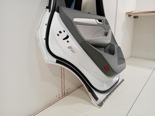 Porta POST SX 8R0833051B Audi Q5 8RB 2012