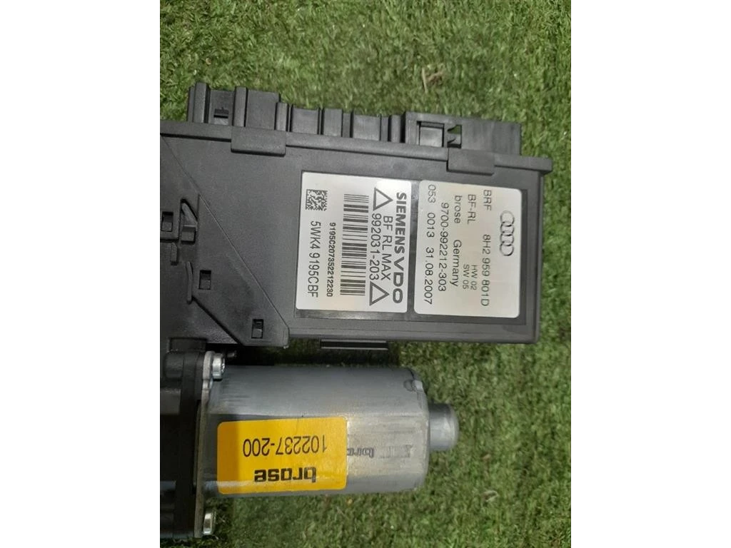 Motorino Cristallo Deflettore DX 8H2959802D Audi A4 8HE Cabrio 2006