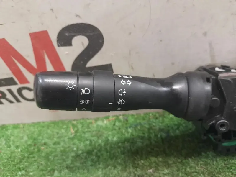 Devioguida Completo 173882 Toyota Yaris IV 2012