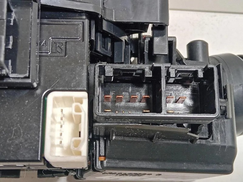 Devioguida Completo 173832 Toyota Yaris IV 2017