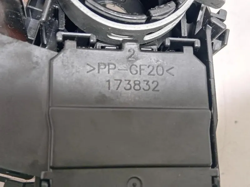 Devioguida Completo 173832 Toyota Yaris IV 2017