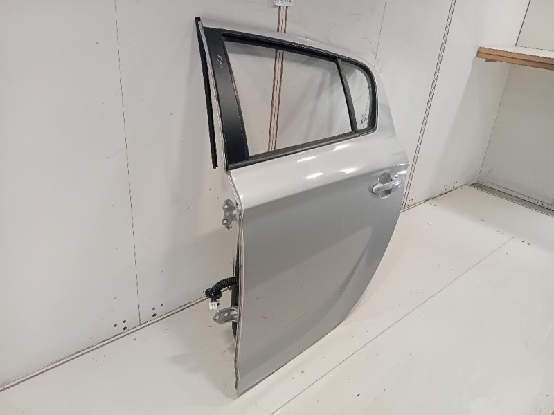 Porta POST SX 770031J010 Hyundai I20 I 2012