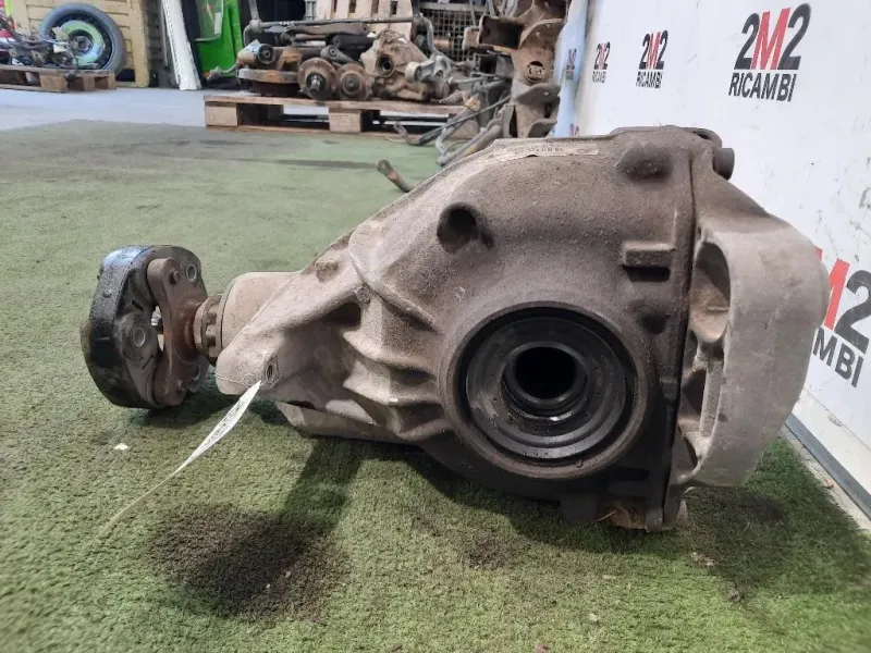 Differenziale POST 7578151-05 Bmw Serie 5 F07 GT 2010