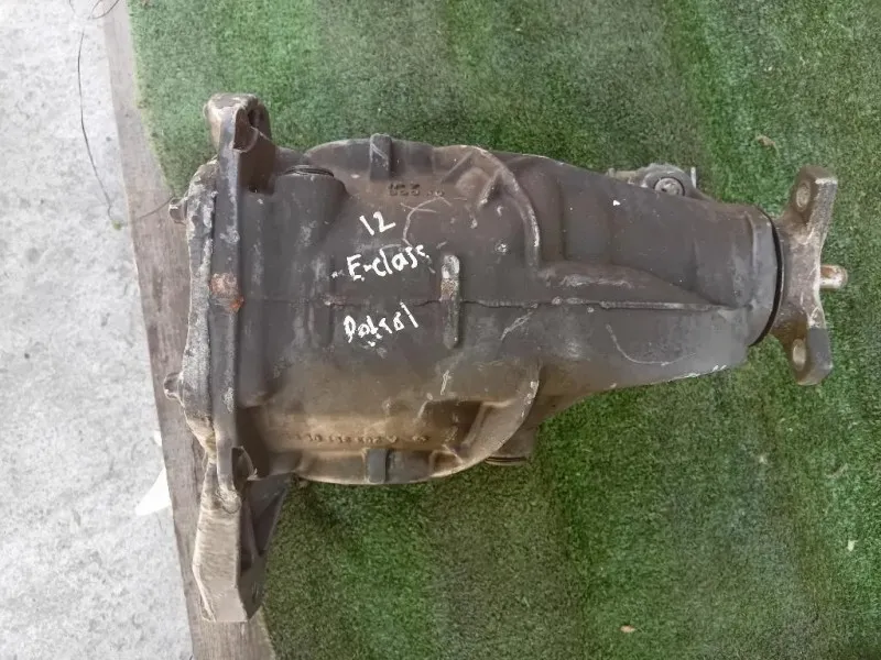 Differenziale POST A2033510605 Mercedes Classe C W204 2011