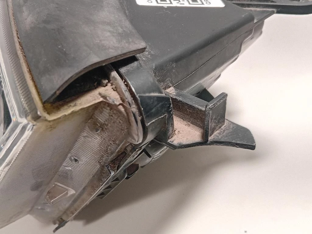 Musata + KIT Radiatori 6101135003 Ssangyong Tivoli 2015