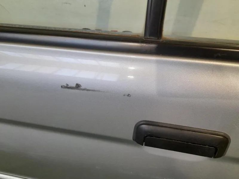 Porta POST SX NUDA 5730A261 Mitsubishi Pajero III 2000