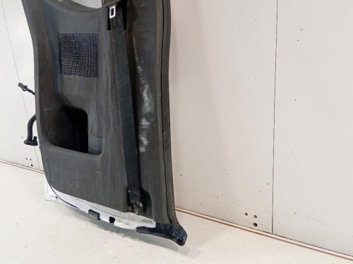 Porta POST SX 82101ZL40B Nissan Navara 2010